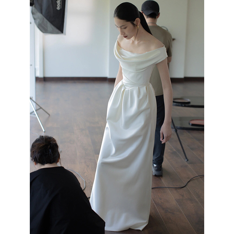 Elegant Satin Light Wedding Dr - Lighting Wedding Outdoor 评论和价格